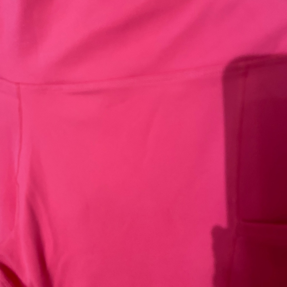 Nike Pink Dri-FIT Performance Leggings - Picture 5 of 5
